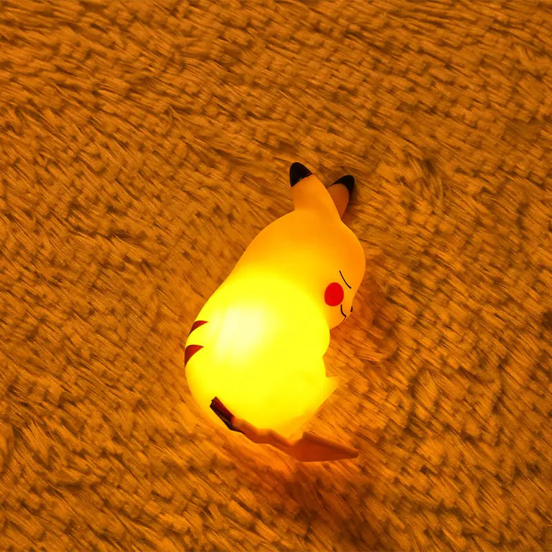 Lámpara Nocturna Pikachu Pokémon LED - Juguete Luminoso para Niños y Regalo de Cumpleaños